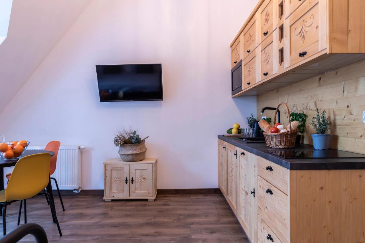 Udanypobyt Apartamenty Krzeptowki Potok Закопане Экстерьер фото