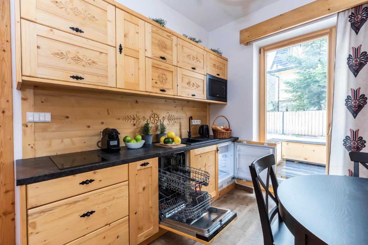 Udanypobyt Apartamenty Krzeptowki Potok Закопане Экстерьер фото