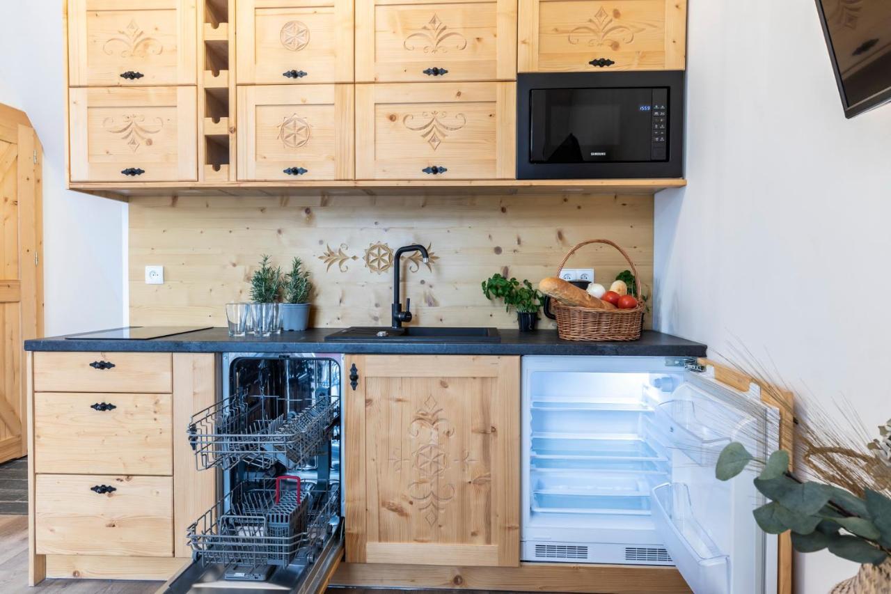 Udanypobyt Apartamenty Krzeptowki Potok Закопане Экстерьер фото