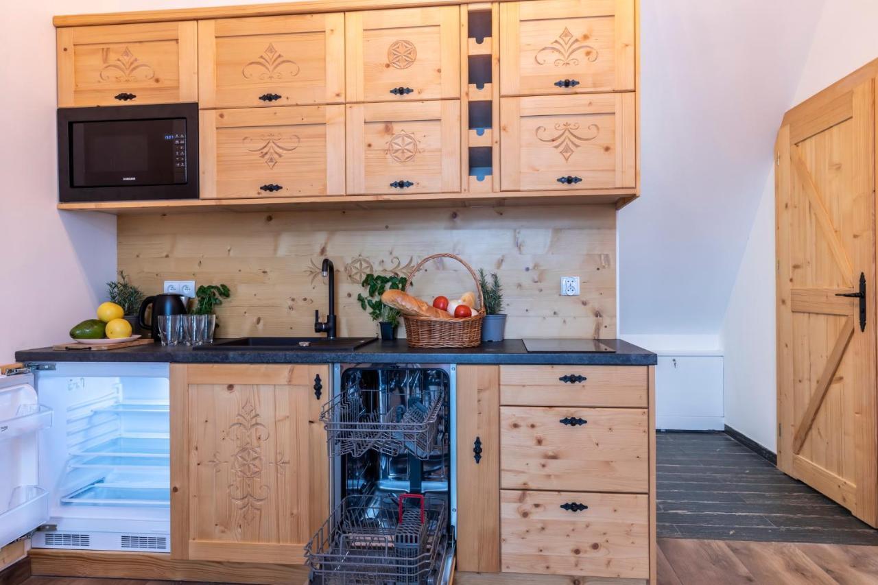 Udanypobyt Apartamenty Krzeptowki Potok Закопане Экстерьер фото