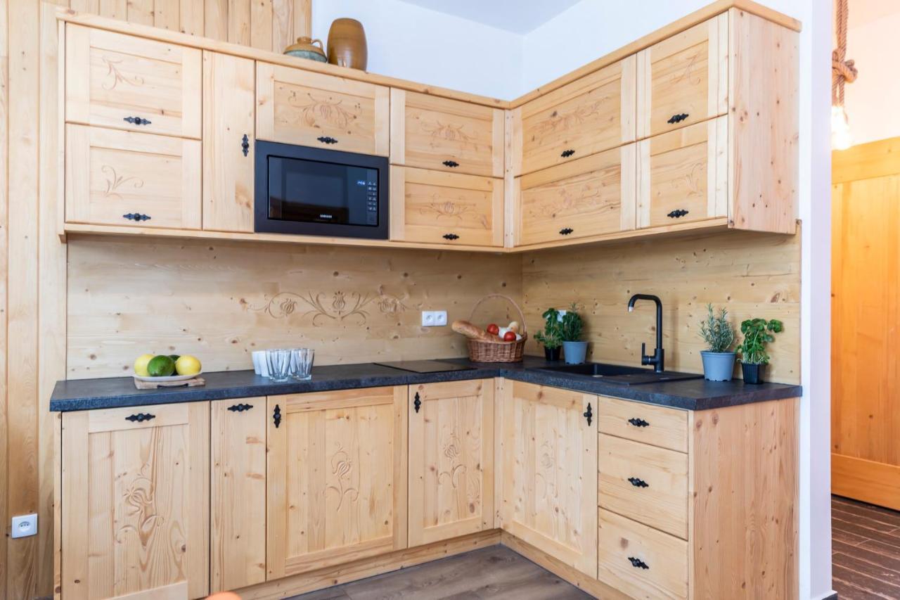 Udanypobyt Apartamenty Krzeptowki Potok Закопане Экстерьер фото